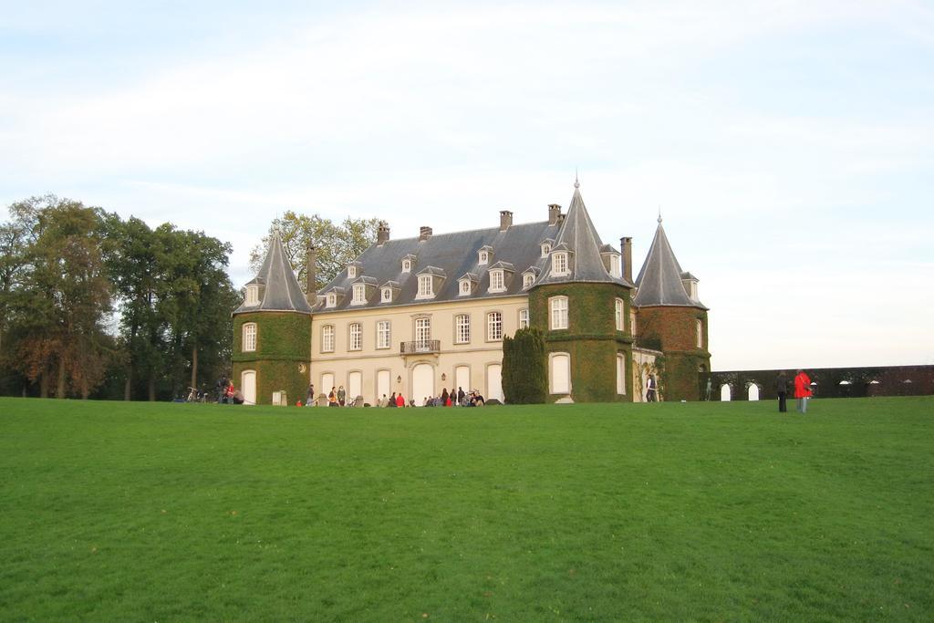 Villa Tiffany Braine-lʼAlleud Eksteriør billede